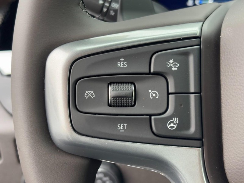 Chevrolet Silverado 1500 Vehicle Image 12