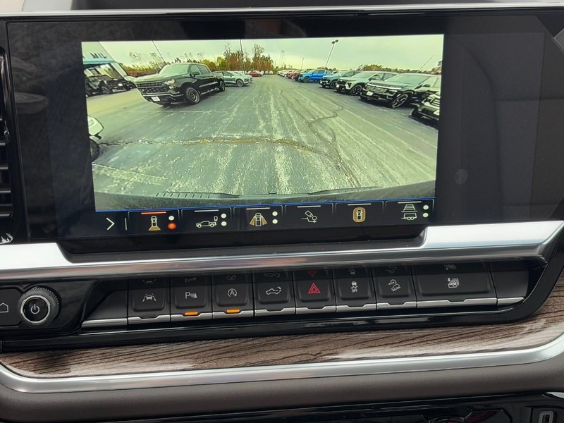 Chevrolet Silverado 1500 Vehicle Image 16