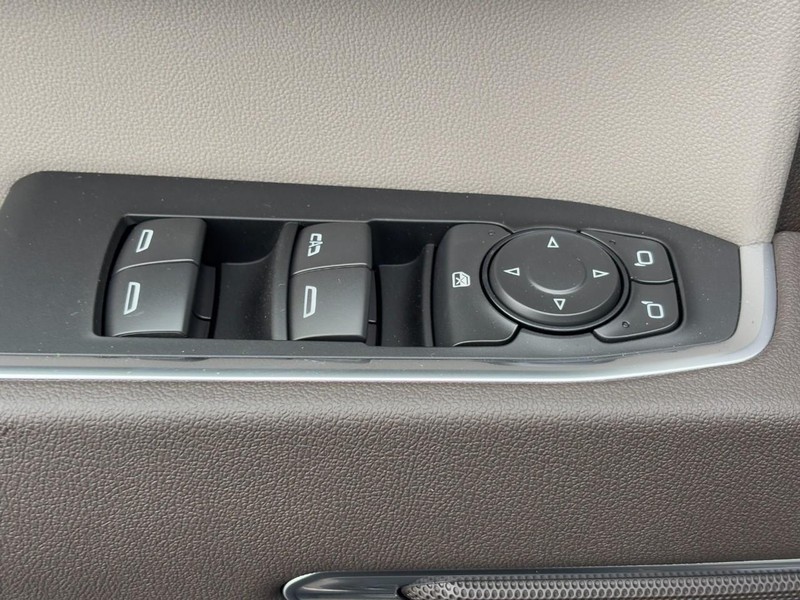 Chevrolet Silverado 1500 Vehicle Image 19