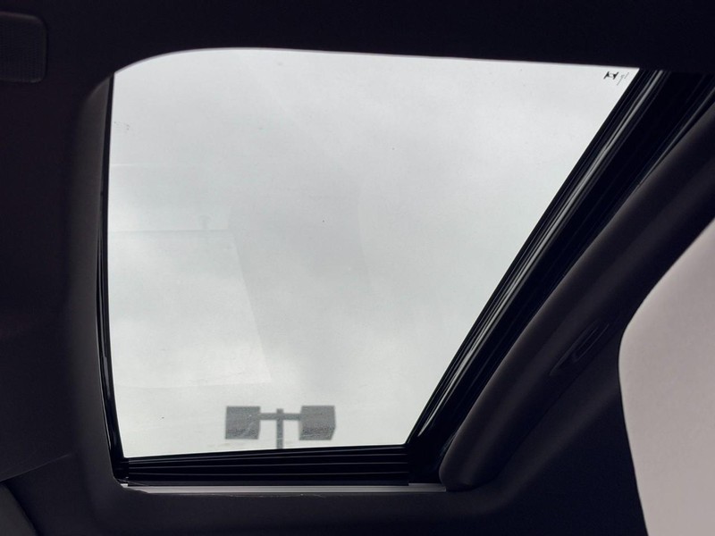 Chevrolet Silverado 1500 Vehicle Image 22