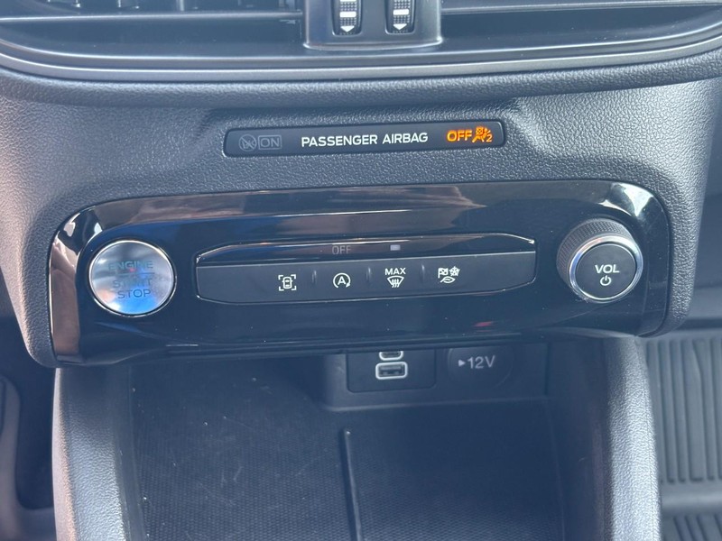 Ford Escape Vehicle Image 23