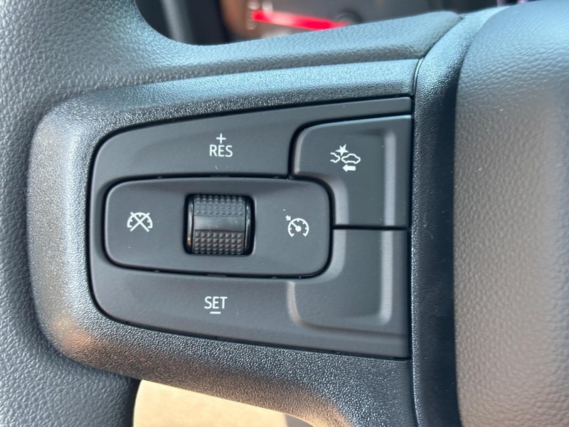 Chevrolet Silverado 1500 Vehicle Image 14