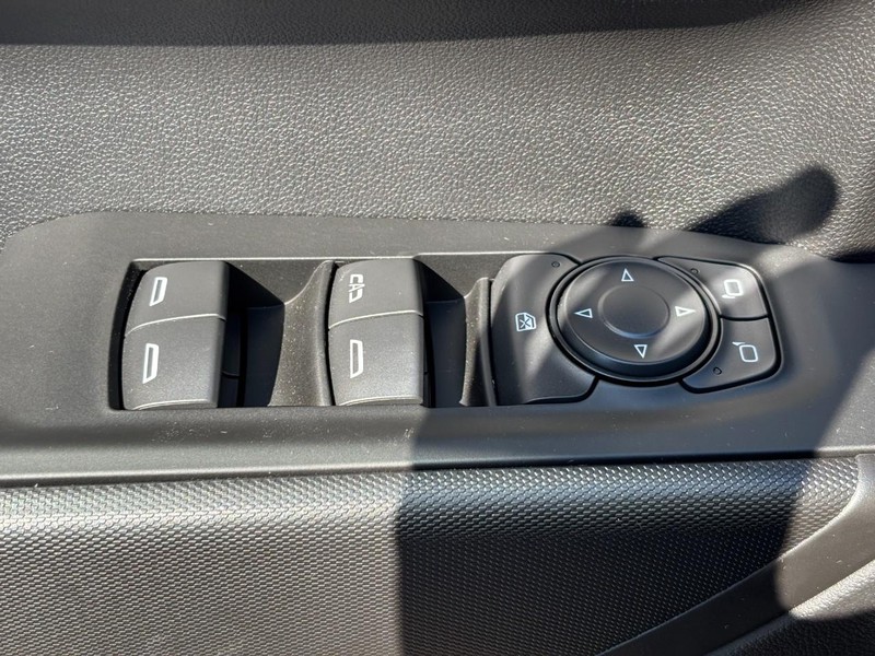 Chevrolet Silverado 1500 Vehicle Image 19