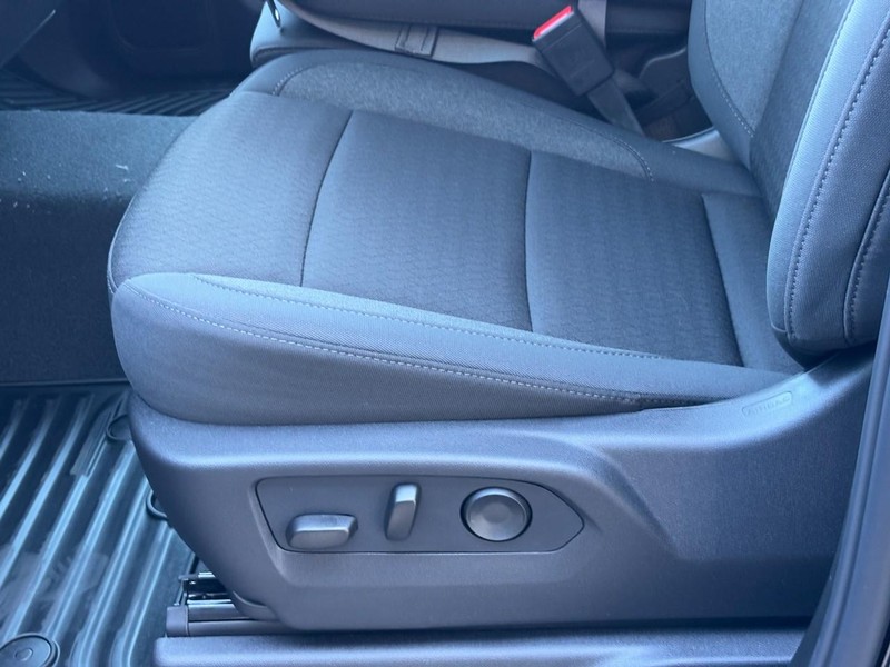 Chevrolet Silverado 1500 Vehicle Image 19