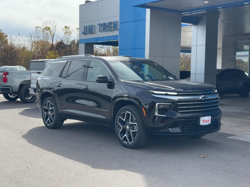 Chevrolet Traverse Vehicle Image 02