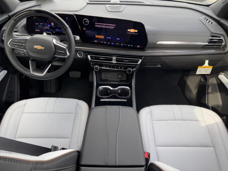 Chevrolet Traverse Vehicle Image 07