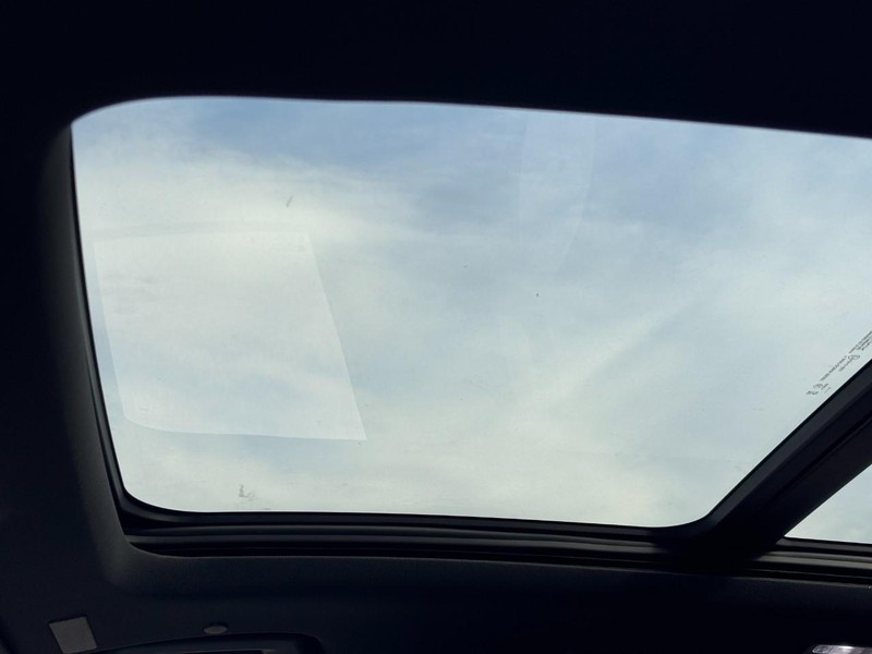 Chevrolet Traverse Vehicle Image 23