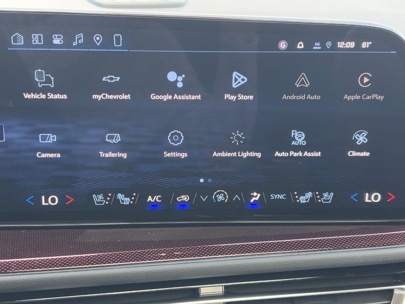 Chevrolet Traverse Vehicle Image 16