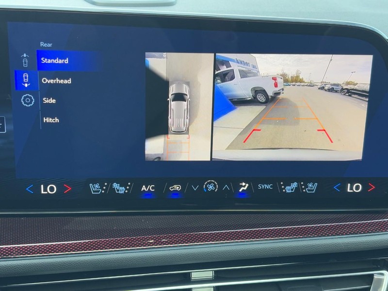 Chevrolet Traverse Vehicle Image 17