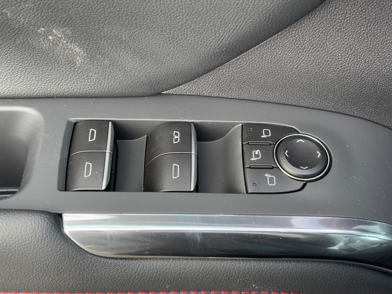 Chevrolet Traverse Vehicle Image 20