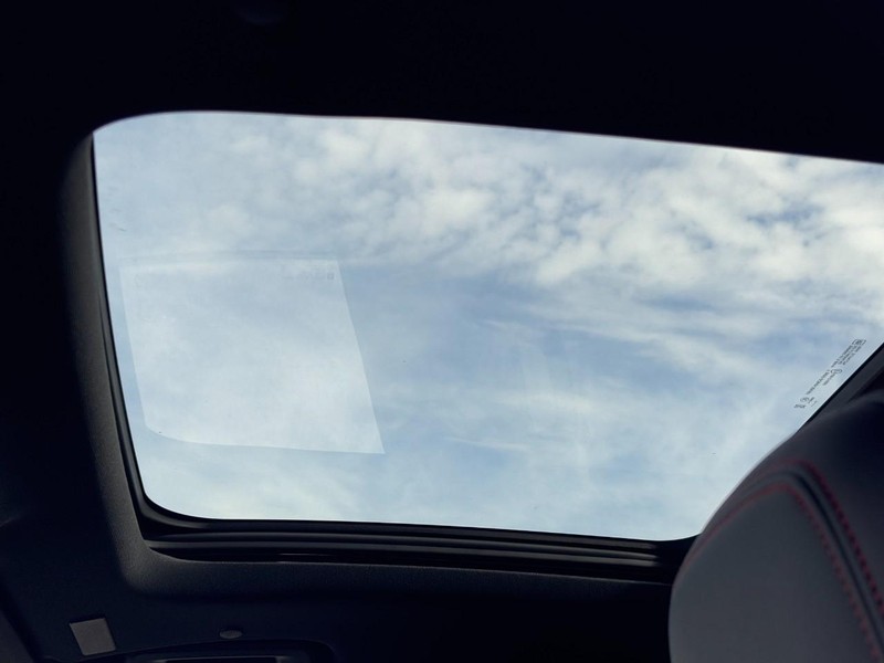 Chevrolet Traverse Vehicle Image 23