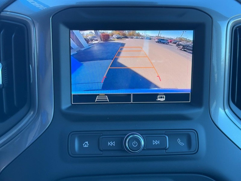 Chevrolet Silverado 1500 Vehicle Image 15