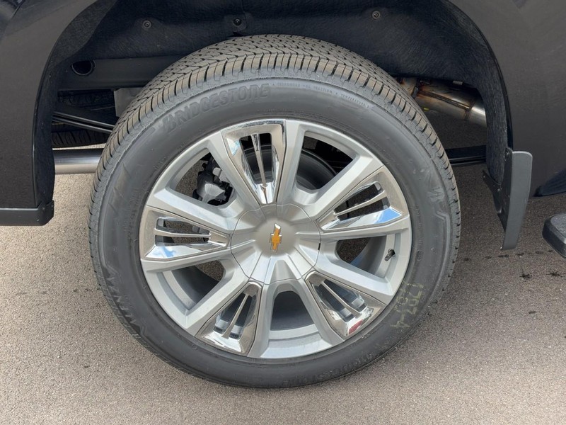 Chevrolet Silverado 1500 Vehicle Image 04