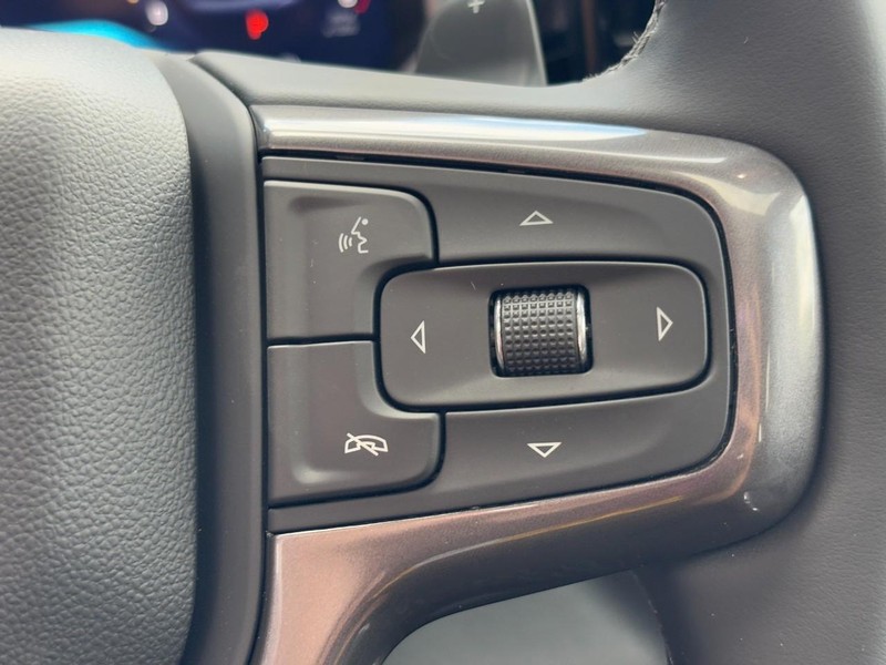 Chevrolet Silverado 1500 Vehicle Image 14