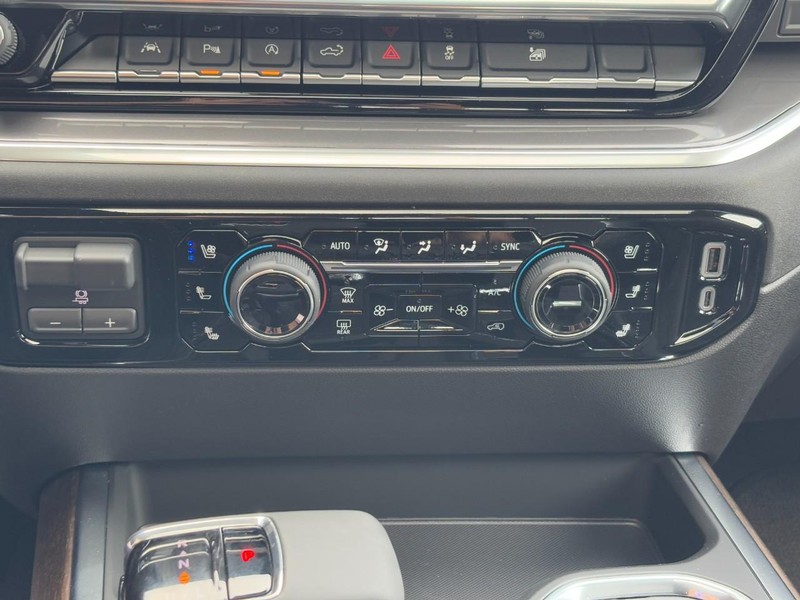 Chevrolet Silverado 1500 Vehicle Image 19