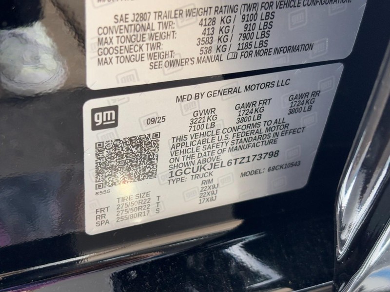 Chevrolet Silverado 1500 Vehicle Image 24