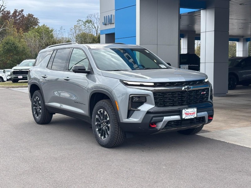 Chevrolet Traverse Vehicle Image 02