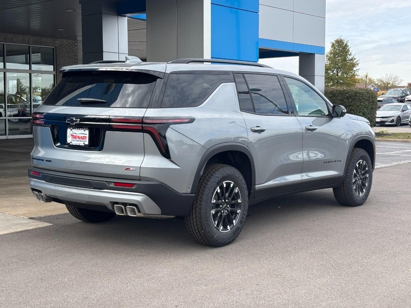 Chevrolet Traverse Vehicle Image 03