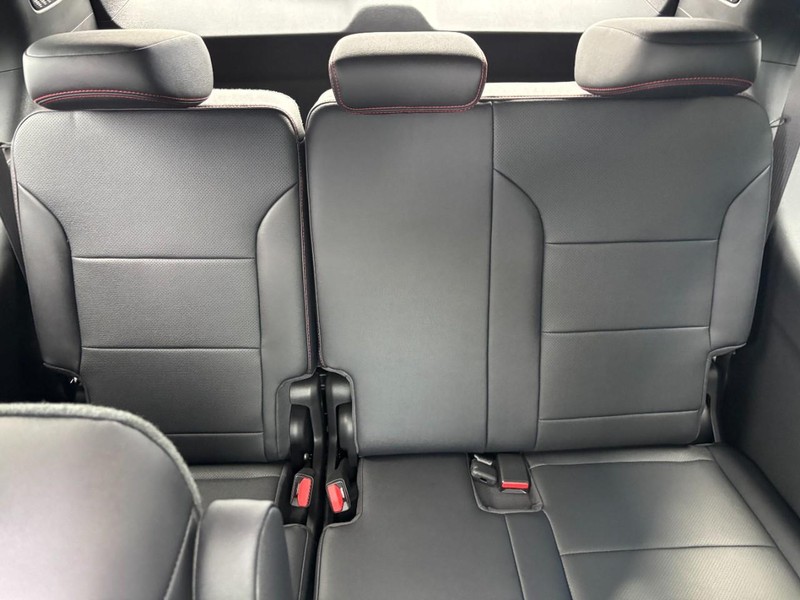 Chevrolet Traverse Vehicle Image 06