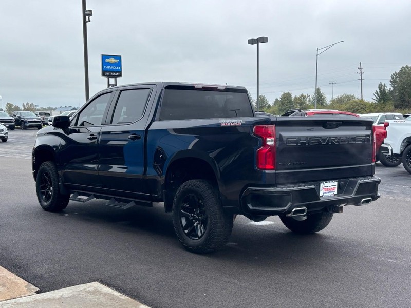 Chevrolet Silverado 1500 Vehicle Full-screen Gallery Image 06