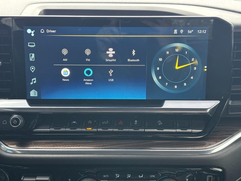 Chevrolet Silverado 1500 Vehicle Full-screen Gallery Image 13