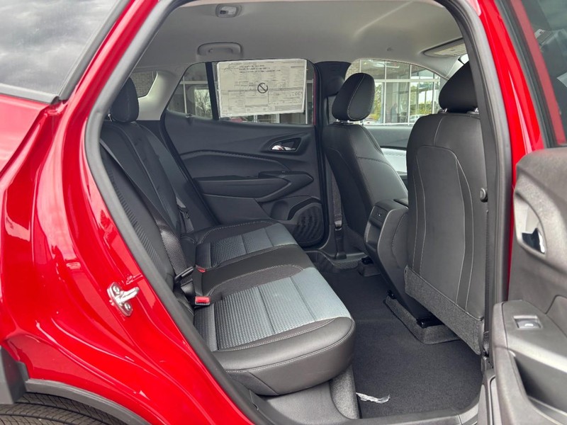 Chevrolet Trax Vehicle Image 05