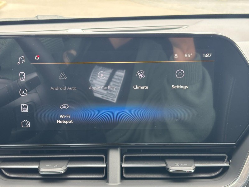 Chevrolet Trax Vehicle Image 15