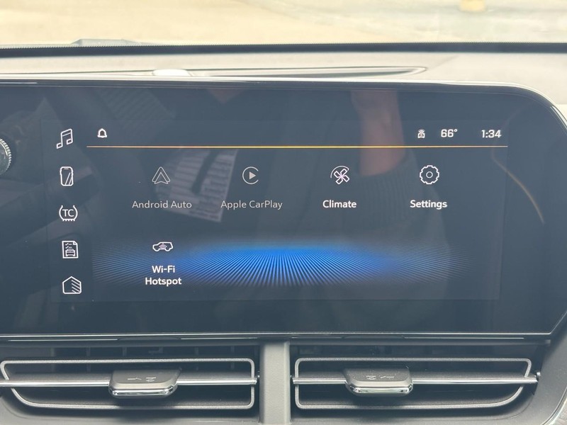 Chevrolet Trax Vehicle Image 15