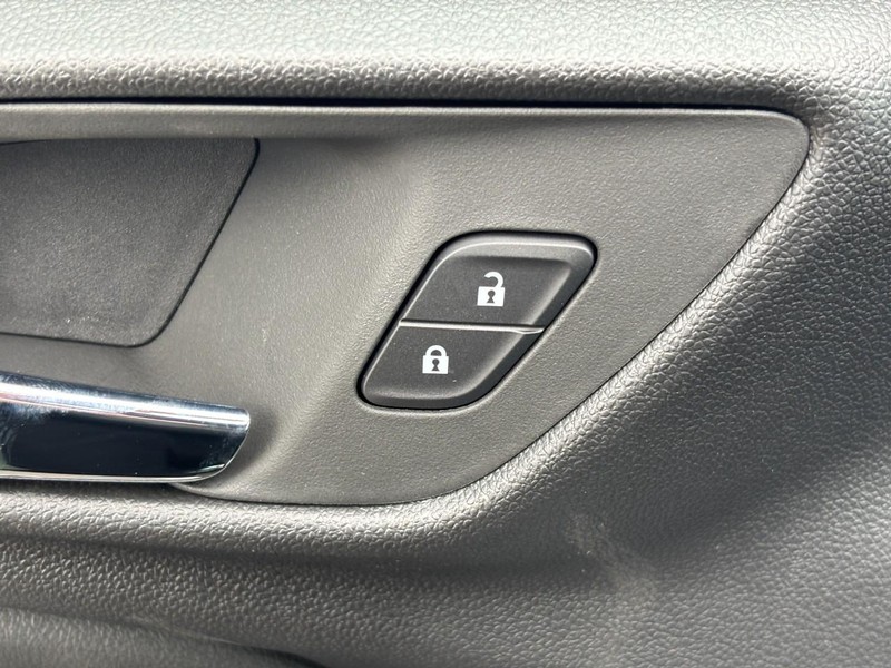 Chevrolet Trax Vehicle Image 19