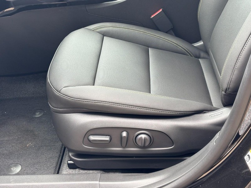 Chevrolet Trax Vehicle Image 20