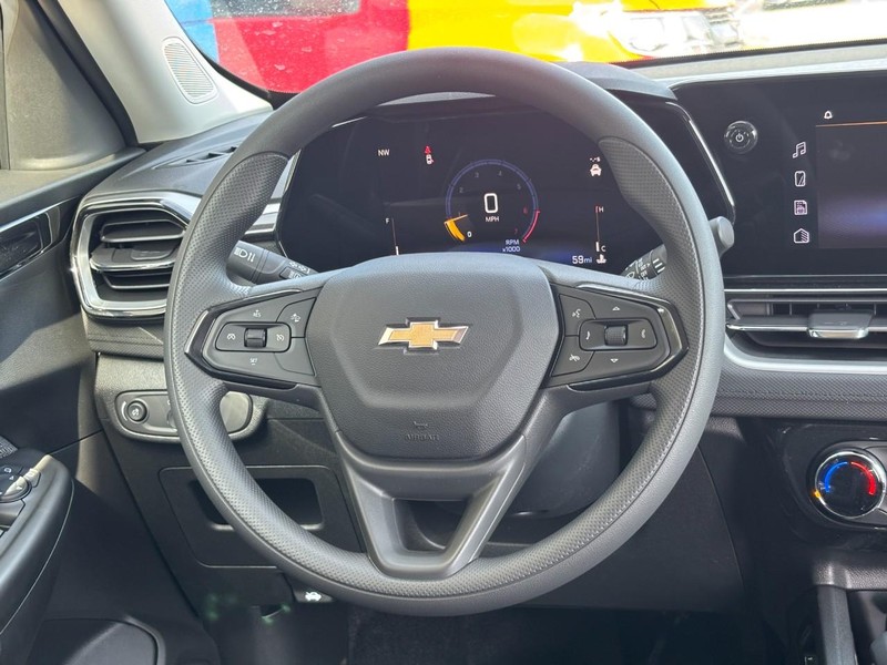 Chevrolet TrailBlazer Vehicle Image 07