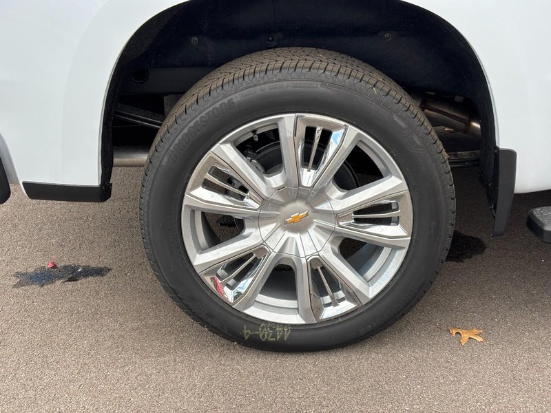 Chevrolet Silverado 1500 Vehicle Image 04