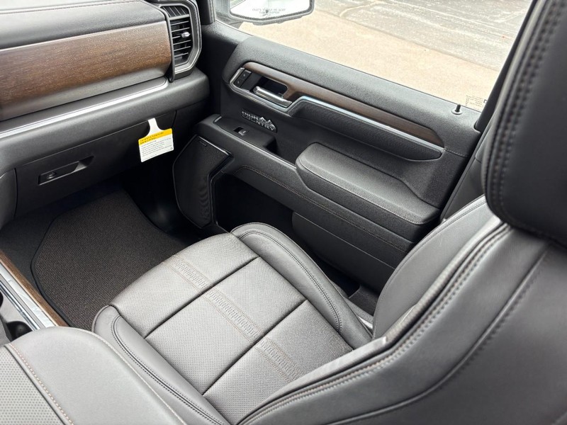 Chevrolet Silverado 1500 Vehicle Image 10