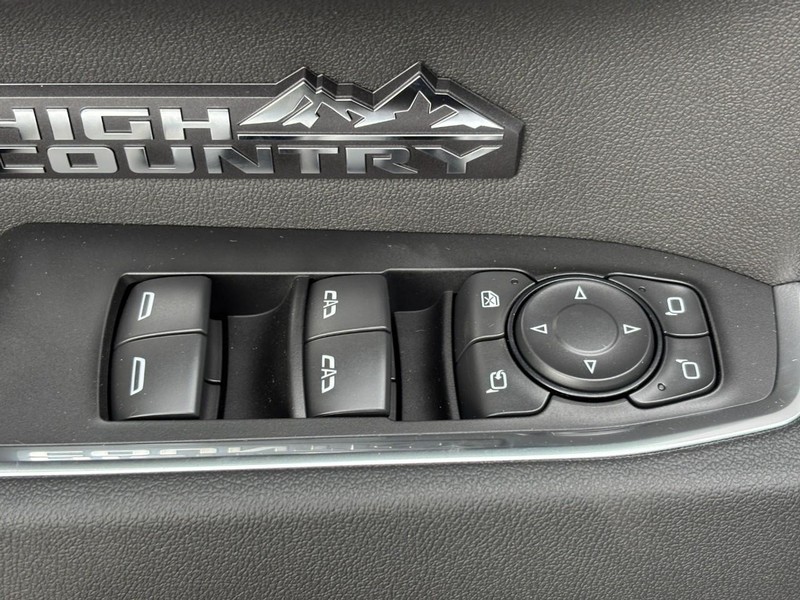 Chevrolet Silverado 1500 Vehicle Image 19