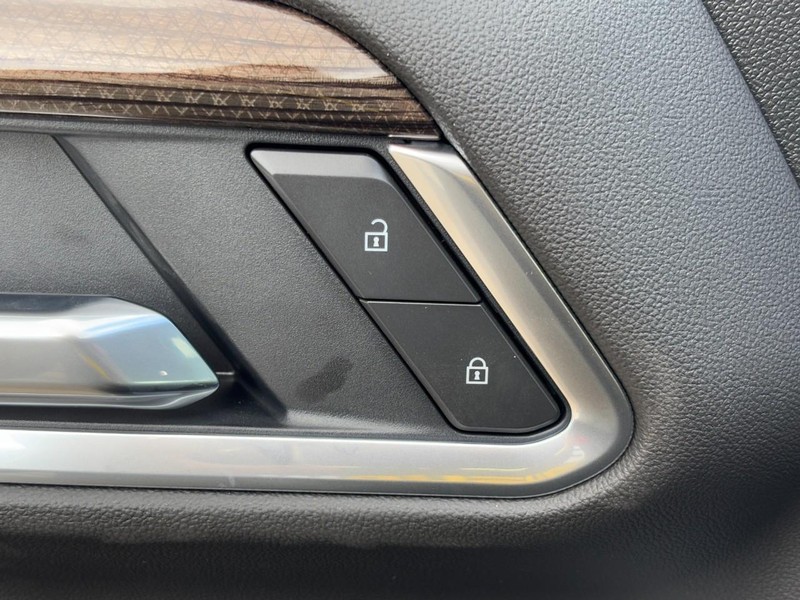 Chevrolet Silverado 1500 Vehicle Image 20