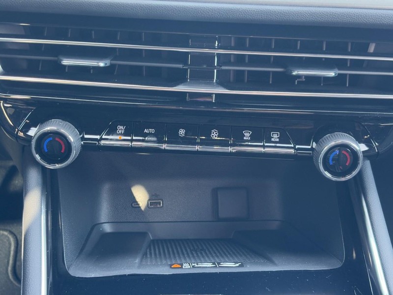 Chevrolet Traverse Vehicle Image 10