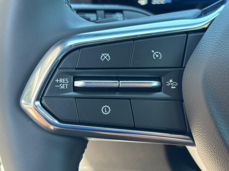 Chevrolet Equinox Vehicle Image 12