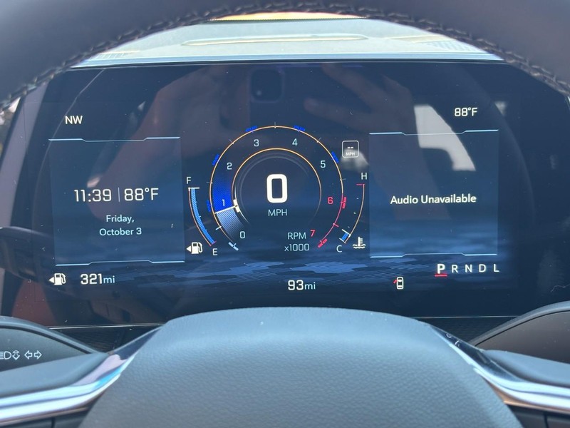 Chevrolet Equinox Vehicle Image 14