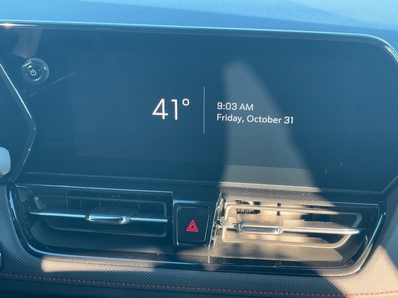 Chevrolet TrailBlazer Vehicle Image 08