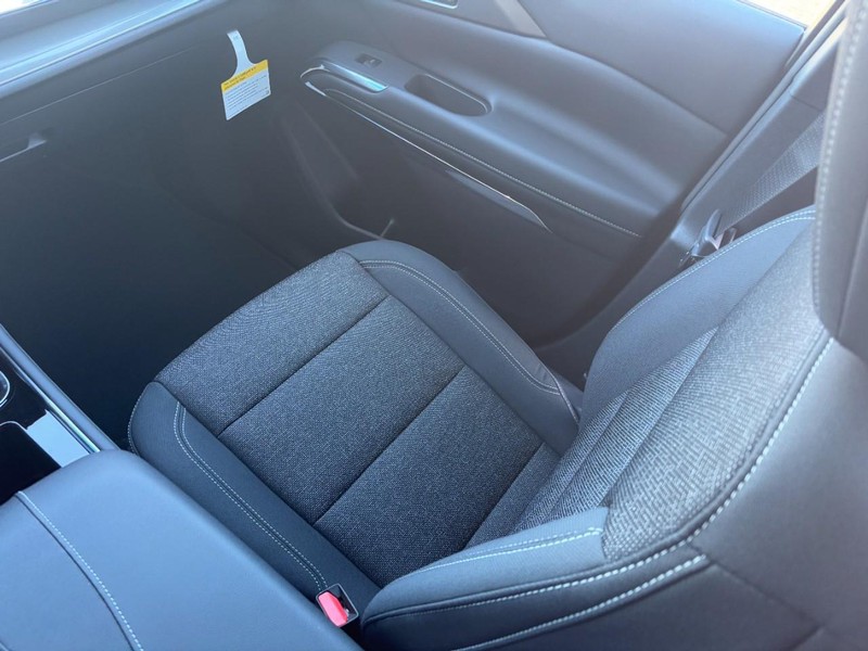 Chevrolet Traverse Vehicle Image 10