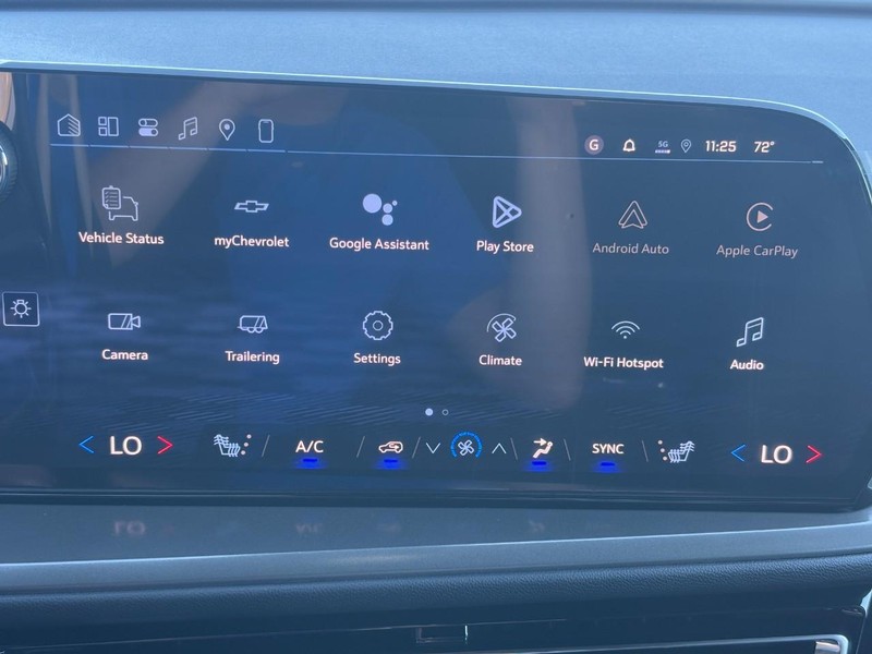 Chevrolet Traverse Vehicle Image 15