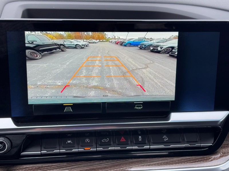 Chevrolet Silverado 1500 Vehicle Image 16