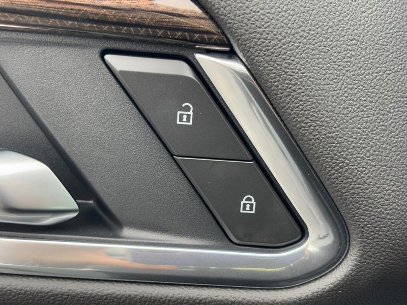 Chevrolet Silverado 1500 Vehicle Image 20