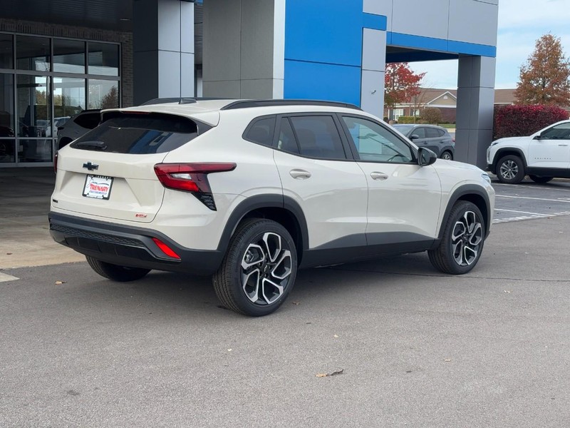 Chevrolet Trax Vehicle Image 03