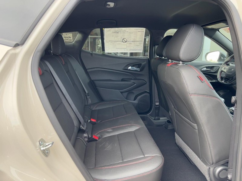 Chevrolet Trax Vehicle Image 05