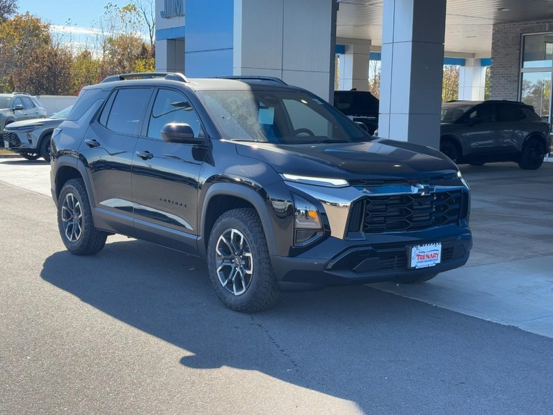 Chevrolet Equinox Vehicle Image 02