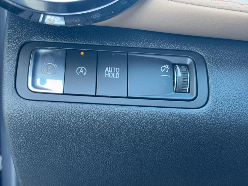 Chevrolet Equinox Vehicle Image 11