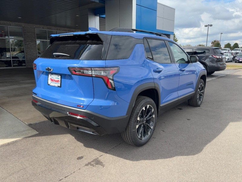 Chevrolet Equinox Vehicle Image 03