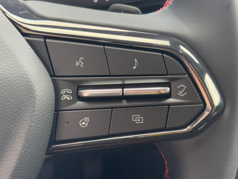 Chevrolet Equinox Vehicle Image 13