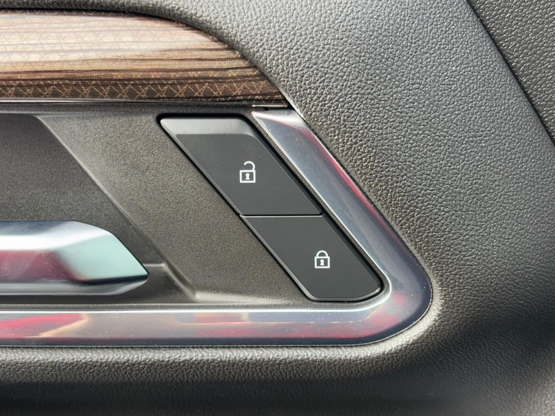 Chevrolet Silverado 1500 Vehicle Image 25